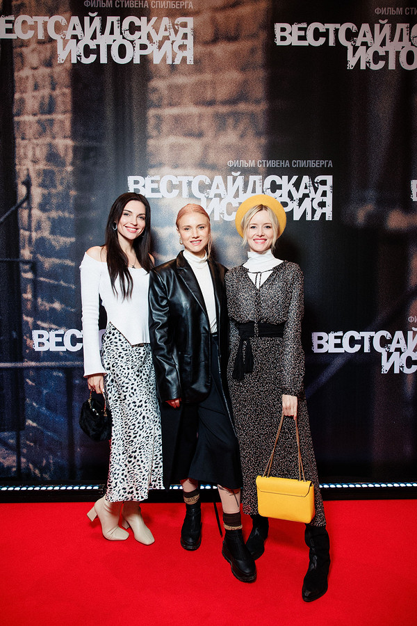 Артем Михалков с дочерью, Егор Дружин с семьей и другие звезды на премьера фильма «Вестсайдская история»