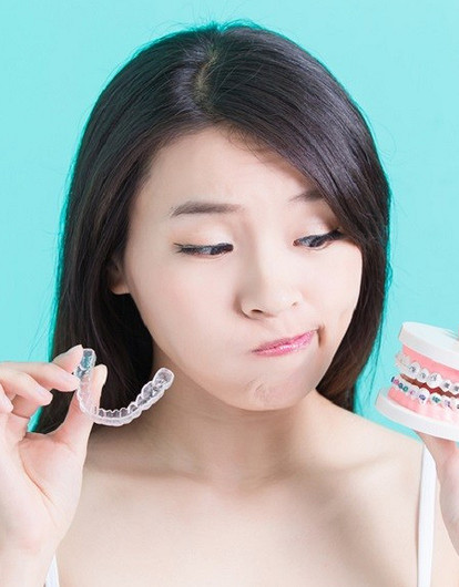 Брекеты или элайнеры: выбираем метод коррекции прикуса