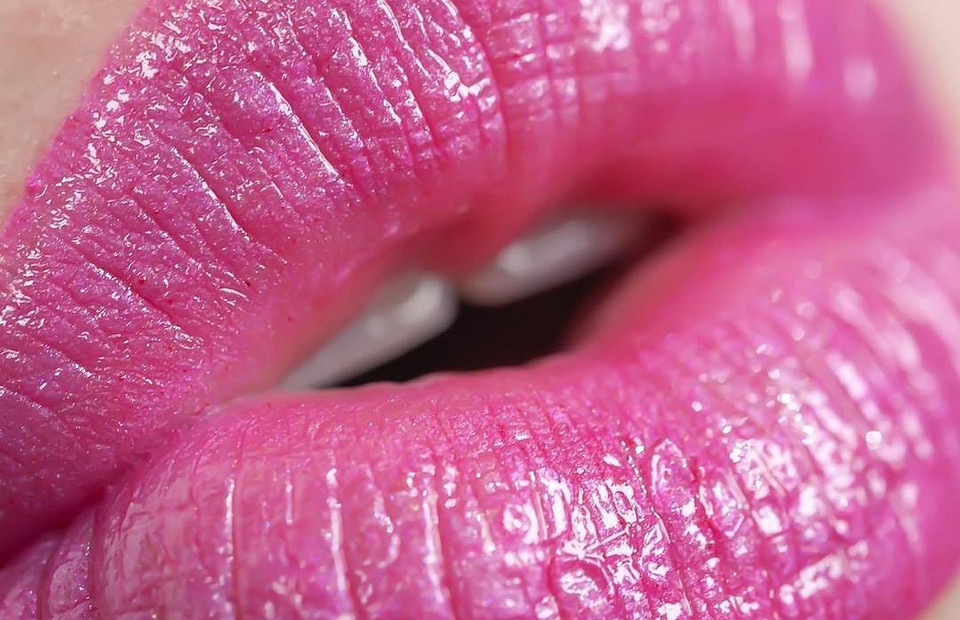 Инструкция: как накрасить губы на День всех влюбленных