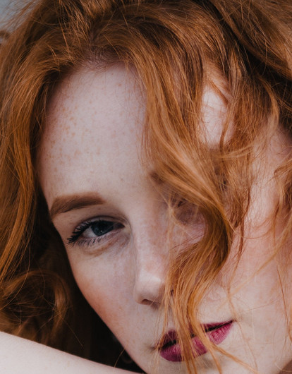 6 секретов ухода за рыжими волосами, которые моментально их преобразят