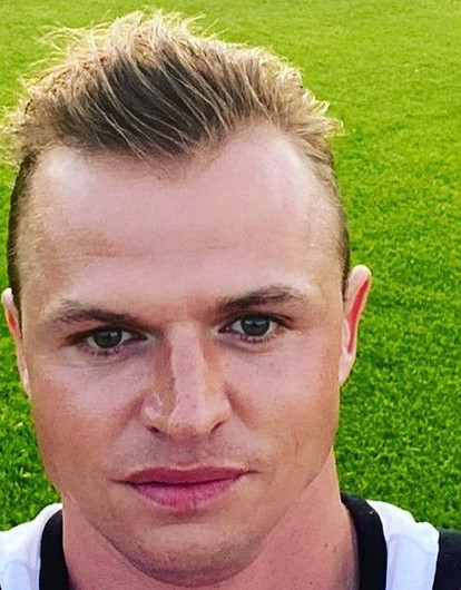 Дмитрий Тарасов кардинально сменил имидж, став пепельным блондином