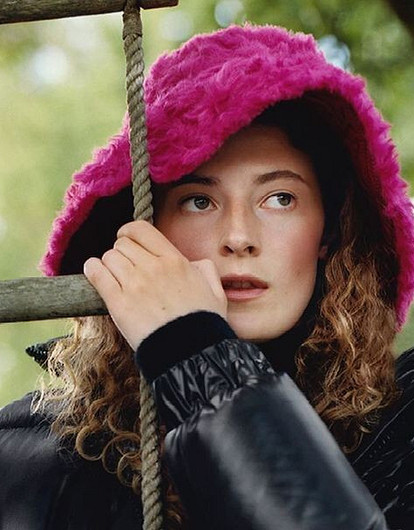 C чем носить зимнюю панаму женщине: советы стилистов и примеры для вдохновения