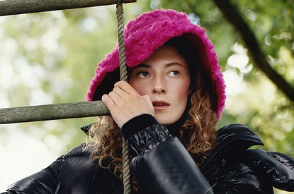 C чем носить зимнюю панаму женщине: советы стилистов и примеры для вдохновения