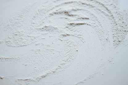 Испытано на взрослых: 5 способов использования детской присыпки для твоей красоты