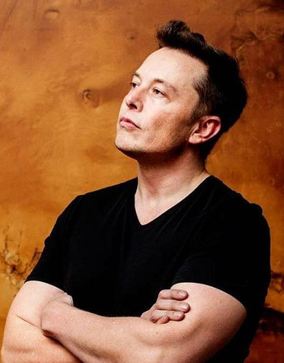 Илон Маск показал подросшего сына по имени XÆA-12