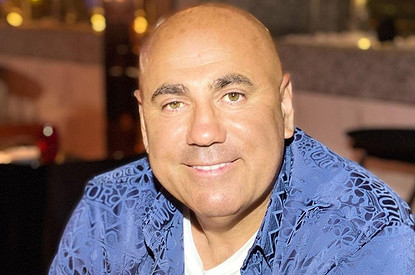 «Мне спасли жизнь»: Иосиф Пригожин оказался в инвалидной коляске из-за коронавируса