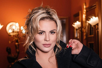 Анна Семенович рассказала, почему рассталась с таинственным возлюбленным