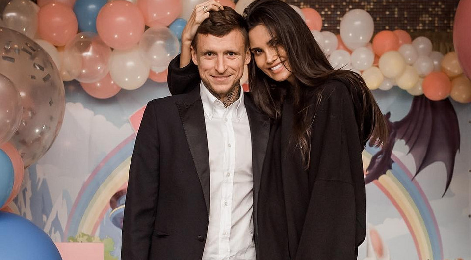 Жена Павла Мамаева объявила о разводе после измен футболиста