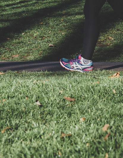 Снимаем стресс и стимулируем работу мозга: почему нужно много ходить пешком