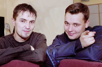 «Руки Вверх!» 25 лет спустя: почему Жуков и Потехин перестали сотрудничать и как они живут сегодня