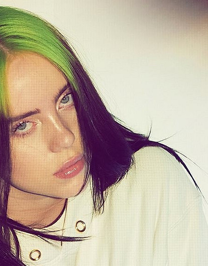 Билли Айлиш кардинально сменила имидж (теперь блондинка)