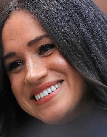 «Ты просто не Кейт»: почему Меган Маркл так и не стала иконой стиля и красоты