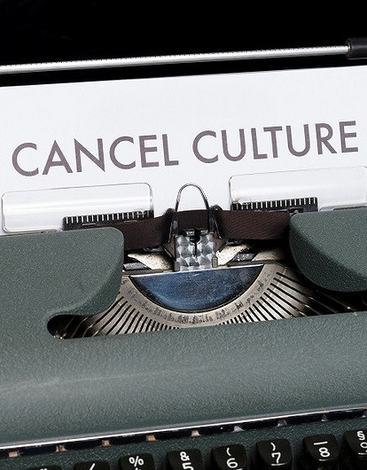 Сancel culture как стиль жизни: 5 знаков зодиака, которые постоянно всех осуждают