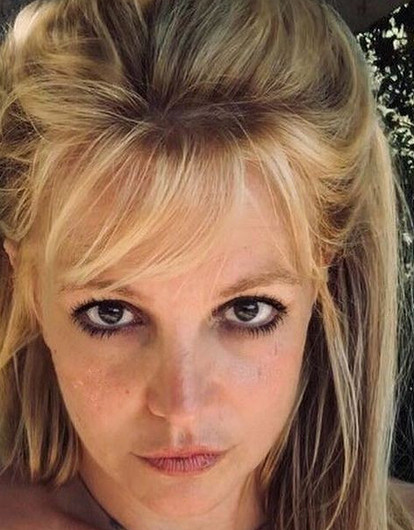 «Как время летит»: Бритни Спирс показала редкое фото подросших сыновей