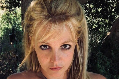 «Как время летит»: Бритни Спирс показала редкое фото подросших сыновей