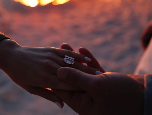 «А будет ли свадьба?»: красивый роман и слухи о расставании Джей Ло и Алекса Родригеса