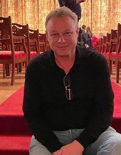 Сергей Жигунов намекнул на тайную свадьбу (невеста – копия Заворотнюк)