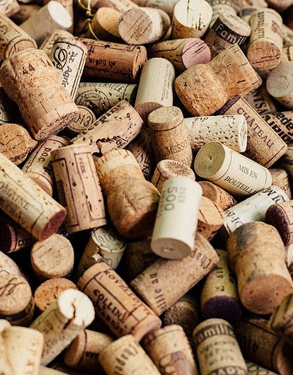 Как открыть вино без штопора в домашних условиях: 10 полезных лайфхаков (видео)