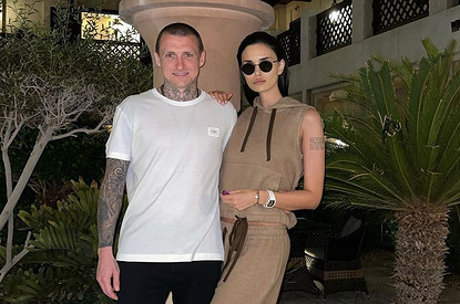 Жена Павла Мамаева снова обвинила его в измене