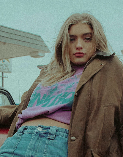 От свободных 70-х до гламурных нулевых: самые актуальные модные эпохи в 2021 году