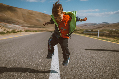 Интерактивные кроссовки и приятные подарки: новая детская коллекция Playkix от Geox