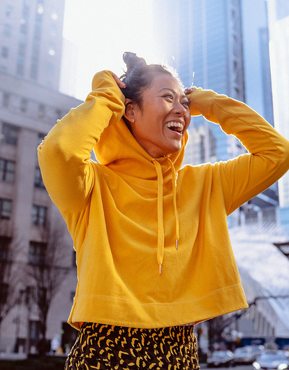 Йога смеха: что это такое и как ее практиковать