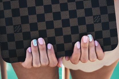 Весенний маникюр 2021: пастельный, с блестками, новый френч — и сразу 100 примеров на фото