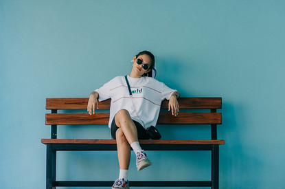 «Не сутулься»: 3 простых и эффективных упражнения для красивой осанки