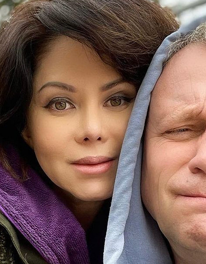 Новая жена Сергея Жигунова рассказала, как у них сорвалась свадьба (видео)