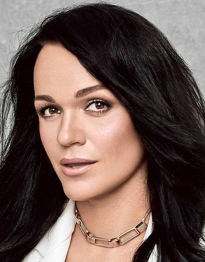 Певица Слава поддержала тиктокершу Валю Карнавал в конфликте с Ларисой Долиной