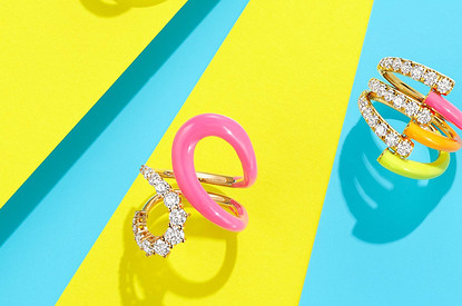 От ар-деко до неона: украшения в каком стиле будут модными в 2021 году