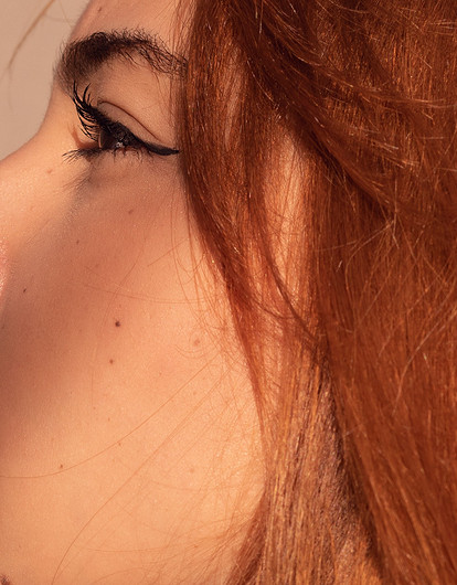 6 секретов нанесения тонального крема, которые сразу преобразят твой макияж