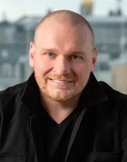 «Прохожу третий курс химии»: Сергей Сафронов рассказал, как лечится от рака