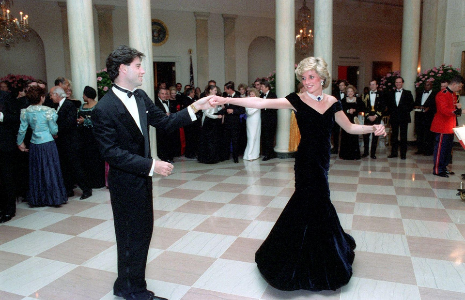 «Как в сказке»: Джон Траволта вспомнил свой танец с принцессой Дианой