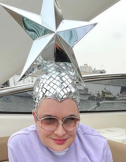 Верка Сердючка заподозрила Гарри Стайлза в плагиате ее стиля