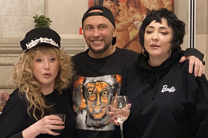 «Хочу от него ребенка»: Лолита развеселила Пугачеву на дне рождения известного дизайнера (видео)