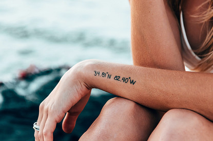 И хочется, и колется: 5 недостатков мини-татуировок