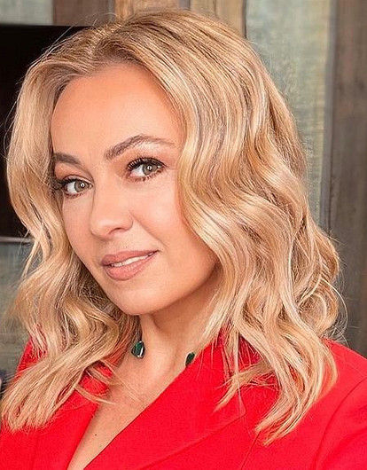 «Специально худела»: Рудковская на Мальдивах снялась с матерью в купальниках и доказала отсутствие фотошопа (видео)