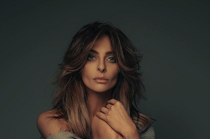 «Сделал бы ей инъекцию в мозг»: брат Екатерины Варнавы осудил ее за изменения во внешности