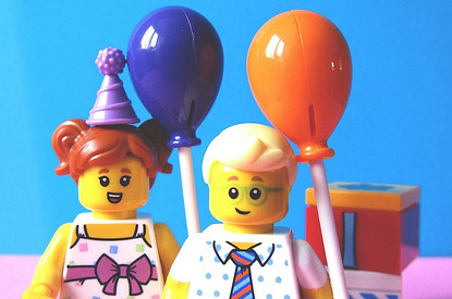 Как сервировать стол в день рождения: 6 главных правил