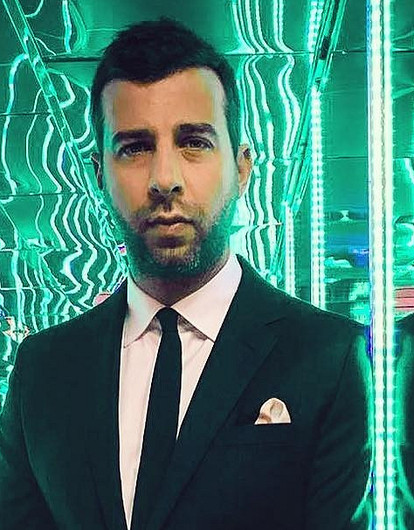 «Тимати нужно было переодеться»: Иван Ургант пошутил над голыми девушками в Дубае (видео)