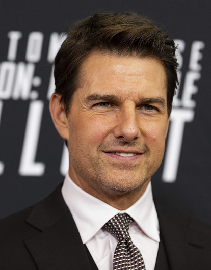 Том Круз вернул свои награды «Золотого глобуса» из-за обвинений премии в расизме