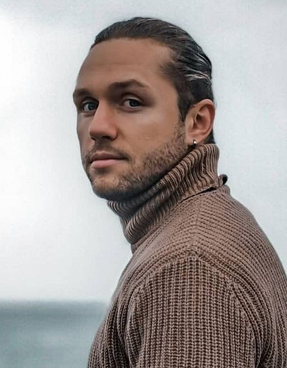 «Что с этим миром?»: Влад Соколовский не может покинуть Израиль из-за обстрела (видео)