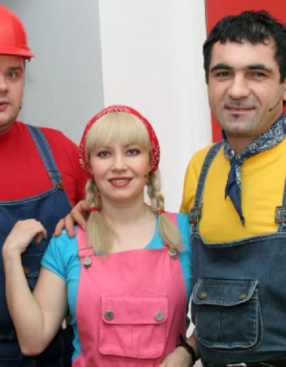 «Школа ремонта» 18 лет спустя: как изменились Сан Саныч, Аня и другие ведущие телепрограммы