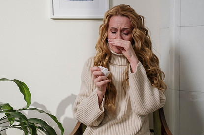 Чихать на все: 5 негативных эмоций, усиливающих аллергию