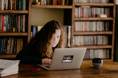 Если ребенок хочет завести страницу в соцсетях: советы родителям от психолога