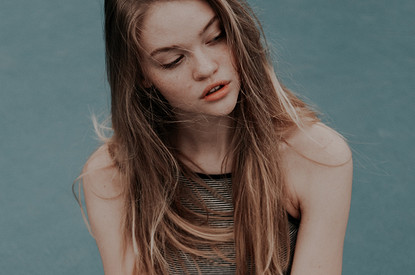 Таблетка счастья: как серотонин влияет на внешность и где его взять