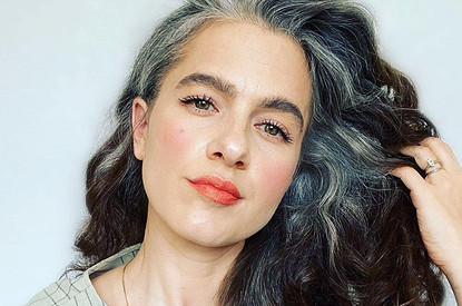 Как отрастить седые волосы, чтобы выглядеть прилично: советы стилистов и варианты причесок