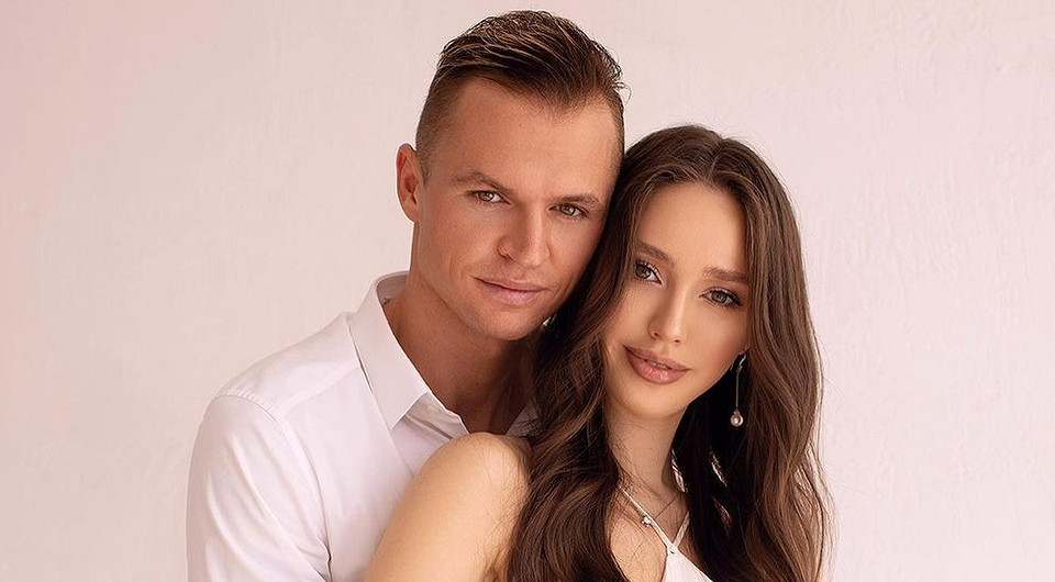 Анастасия Костенко и Дмитрий Тарасов раскрыли пол третьего ребенка