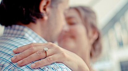 Как отметить 24 года совместной жизни – сценарий проведения атласной свадьбы